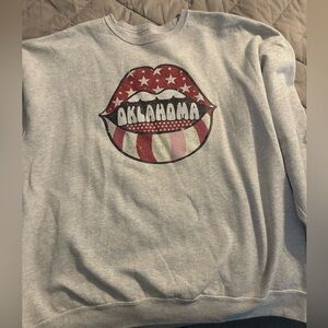 OKLAHOMA Lips Sweatshirt size XXL
